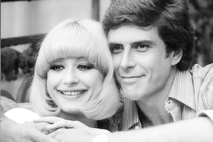 Raffaella y Jorge vivieron un “intenso amor” que duró seis meses.