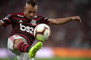 Balotelli, Rafinha, De Rossi y más: por qué tantas estrellas eligen Sudamérica