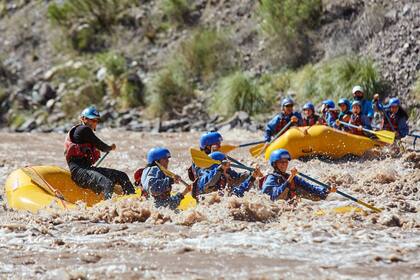 Rafting en Potrerillos, otra de las actividades al aire libre