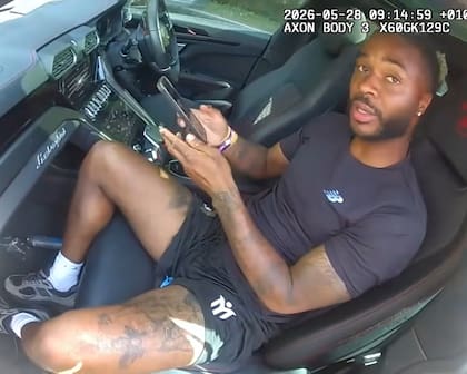 Raheem Sterling, en el momento que fue detenido por agentes de policía