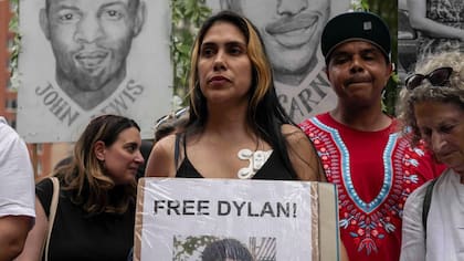 Raiza Contreras, la madre de Dylan, el joven estudiante venezolano que fue detenido en el Bronx por el ICE