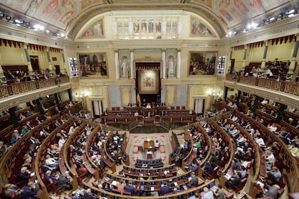 Rajoy felicitó al socialista Pedro Sánchez ante su inminente investidura como presidente