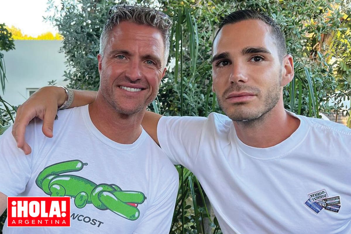 Ralf y Etienne hicieron público su noviazgo hace un mes después de dos años en pareja.