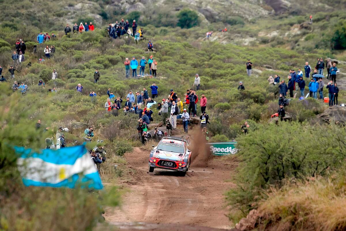 Rally en Cordoba . Andreas Mikkelsen.