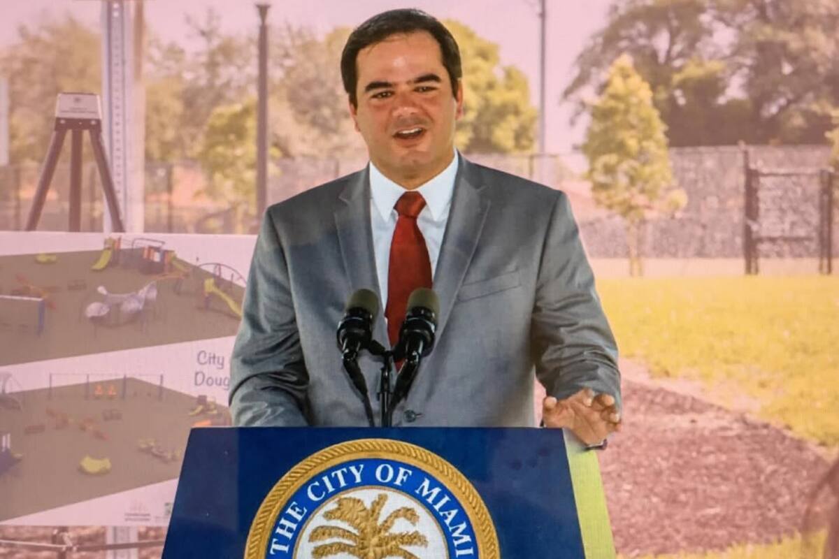 Ralph Rosado gana el puesto de comisionado en Miami, vacante tras el fallecimiento de Manolo Reyes