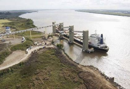 Terminal de Bunge en Ramallo, Argentina