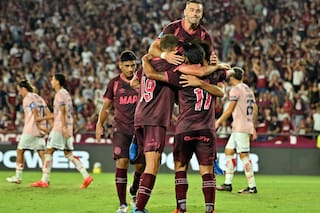 Lanús sufrió en el final, pero ganó de nuevo y es uno de los punteros en el comienzo del Apertura