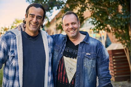 Cenoz (con camisa de jeans) junto a Ricardo Parra, del Movimiento Argentino para la Producción Orgánica (Mapo)