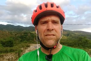 Ramiro Esteban Sagasta salió a andar en bicicleta y lo prendieron fuego en la ruta 28 en Salta