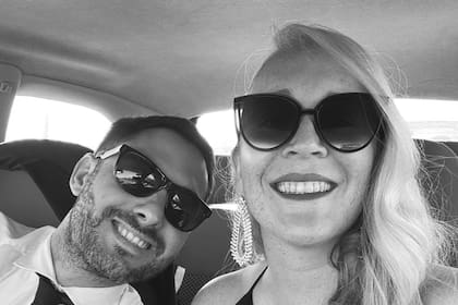 Ramiro y María Laura: él es hipoacúsico; ella, sorda profunda. Dos recorridos distintos, pero con un punto en común: haber tenido que enfrentar, desde muy chicos, un mundo que muchas veces no está preparado para incluirlos.