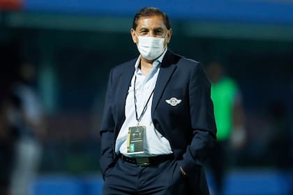 Ramón Díaz, durante el partido que su equipo, Libertad, perdió por 2-0 frente a Boca en Asunción del Paraguay por la Copa Libertadores.