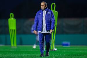Ramón Díaz en el entrenamiento de Al Hilal, prepara la final con Real Madrid