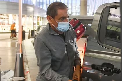 Ramón Díaz llegó al país junto a su esposa Mirta Silvia Riedel para acompañar a su hijo Michael tras el fatal accidente