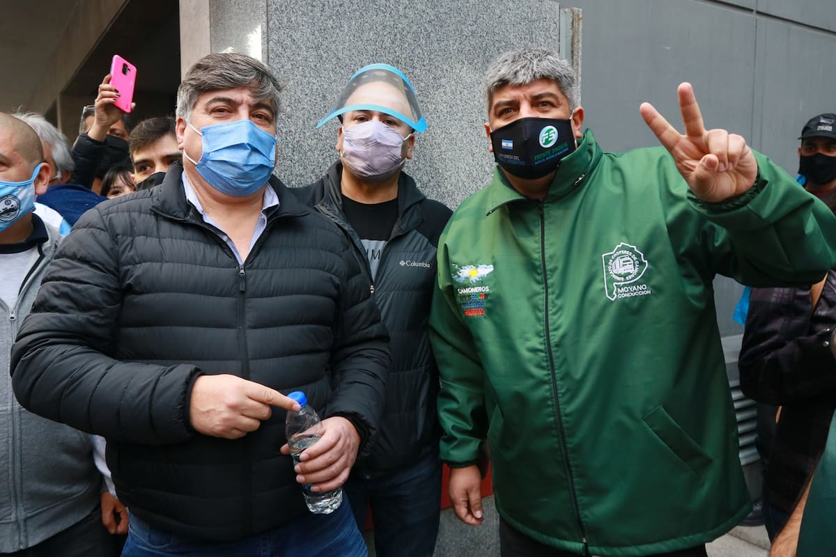 Ramón Muerza (a la izquierda) junto con Pablo Moyano.