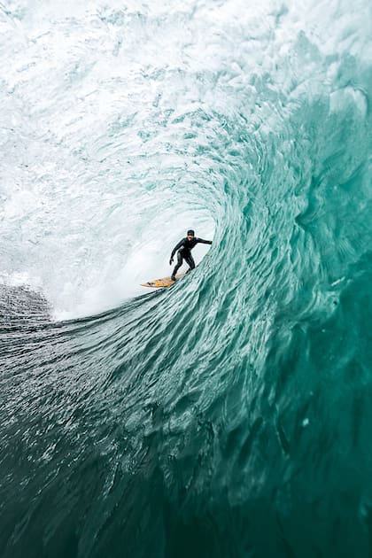 Ramón Navarro, uno de los mejores surfistas del mundo y activista ambiental asegura:“Vale más tener conocimientos sobre el medioambiente y conexión con la naturaleza que tantas cosas materiales”