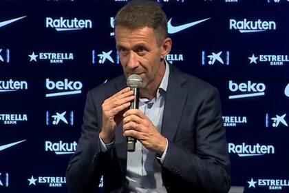 Ramón Planes, secretario técnico de Barcelona, en la conferencia tras la presentación de Trincao