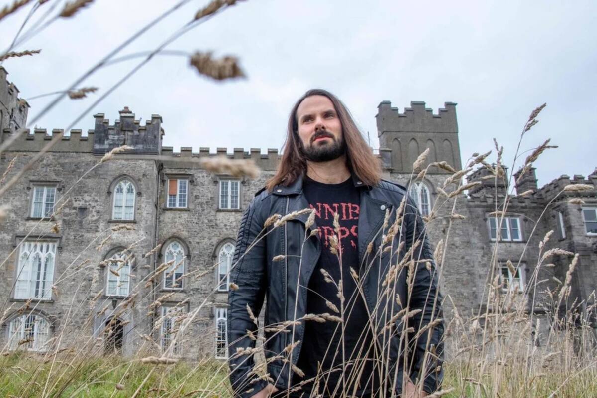 Randal Plunkett apostó por dejar que la naturaleza retome sus derechos sobre el dominio de su castillo