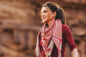 La Reina que deslumbra al mundo como ícono de la moda y fue pionera en las redes sociales