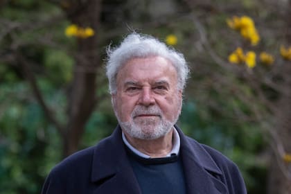 Ranni abrió su corazón a LA NACION y habló sobre su historia de amor con su mujer, sus primeros y difíciles años en Europa y sobre la gira teatral que está haciendo con Viviana Saccone