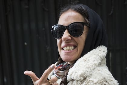 Rapea desde hace años, pero ganó popularidad gracias a la canción de apertura de El marginal 2, que, además, obtuvo un Martín Fierro