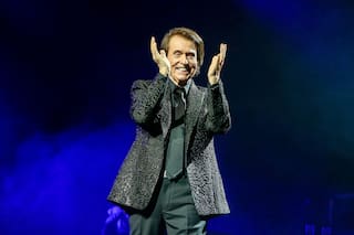 Raphael, en el centro de las críticas por dos conciertos multitudinarios