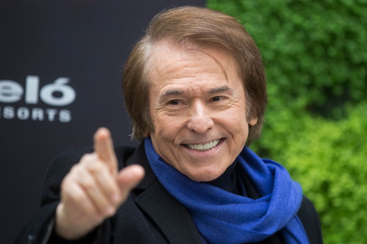 Raphael regresa a la Argentina con un nuevo show en el que canta sus clásicos y sus canciones más recientes