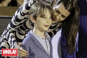 Raphaël sorprendió a todos al mostrarse independiente de su madre y su abuela