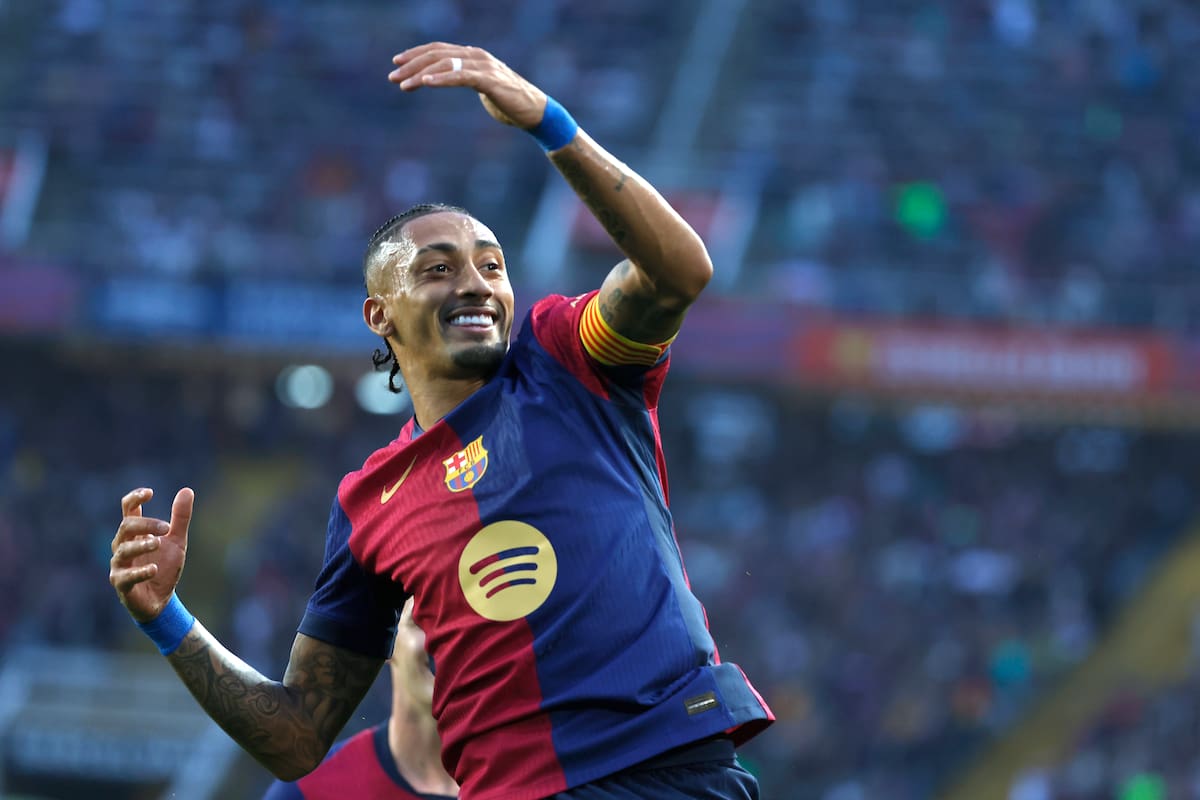 Raphinha, uno de los mejores jugadores del mundo en lo que va de la temporada, sería titular en la semifinal de la Supercopa de España