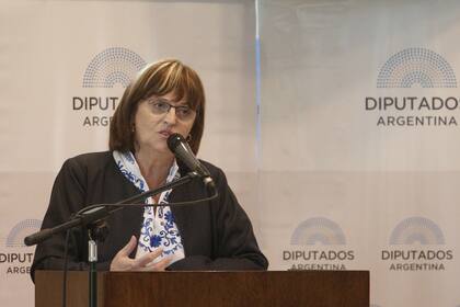 Raquel Bolton, médica experta en bioética