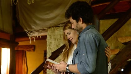 Raquel y Santiago, los personajes de Isabel Macedo y Mariano Martinez, consiguen al final vivir en paz en ADDA Amar despues de amar