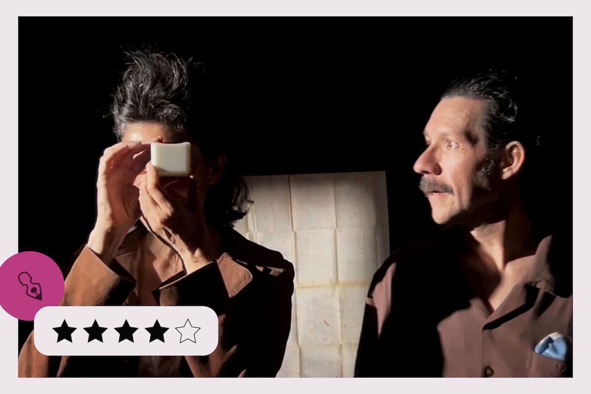 Rastros del gesto analógico, teatro de objetos en la sala La Gloria