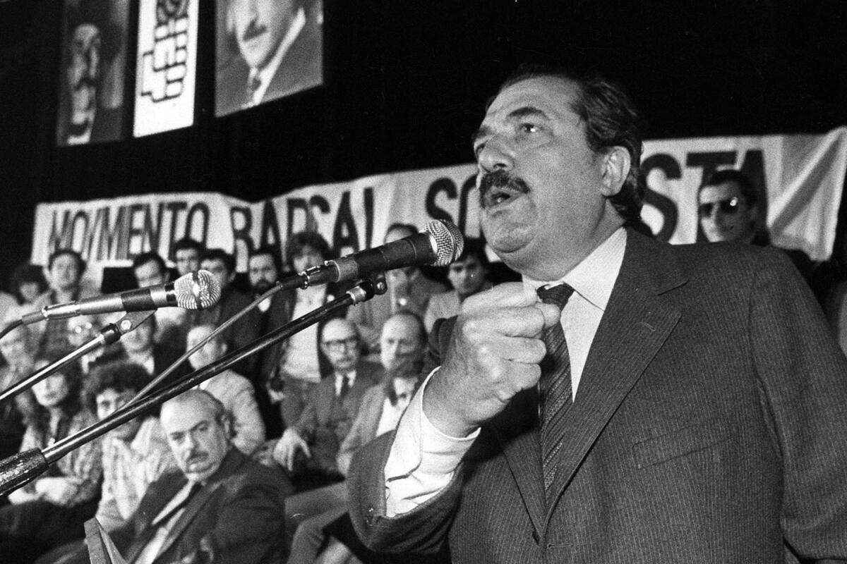 Raúl Alfonsín, durante un acto de la campaña para las elecciones de 1983