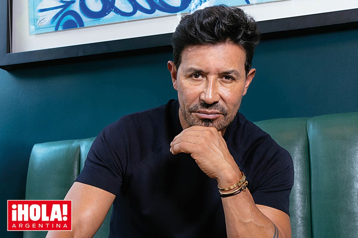 Raúl Ávila viajó de su Colombia natal a Nueva York cuando tenía 17 años y poco a poco se fue adentrando en el mundo de las celebridades, la moda, el cine y el lujo en la capital del mundo.