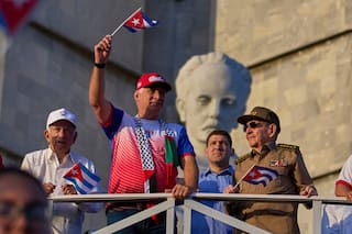 Raúl Castro aparece en público por primera vez desde acusación de EE.UU.