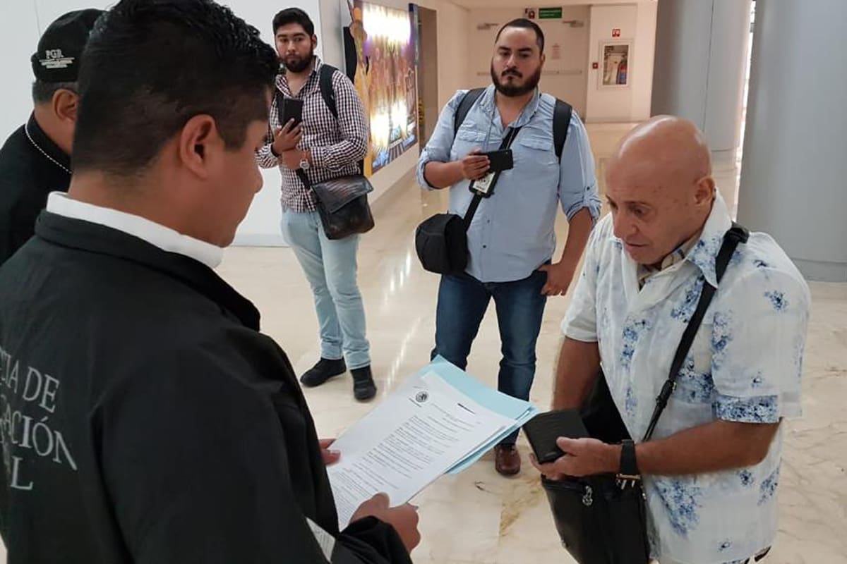 Raúl Martins en el momento de ser arrestado en México