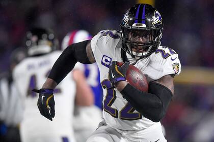 Ravens acuerdan extensión de dos años y 30 millones con corredor Derrick Henry, según fuente de AP