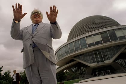 Ray Bradbury