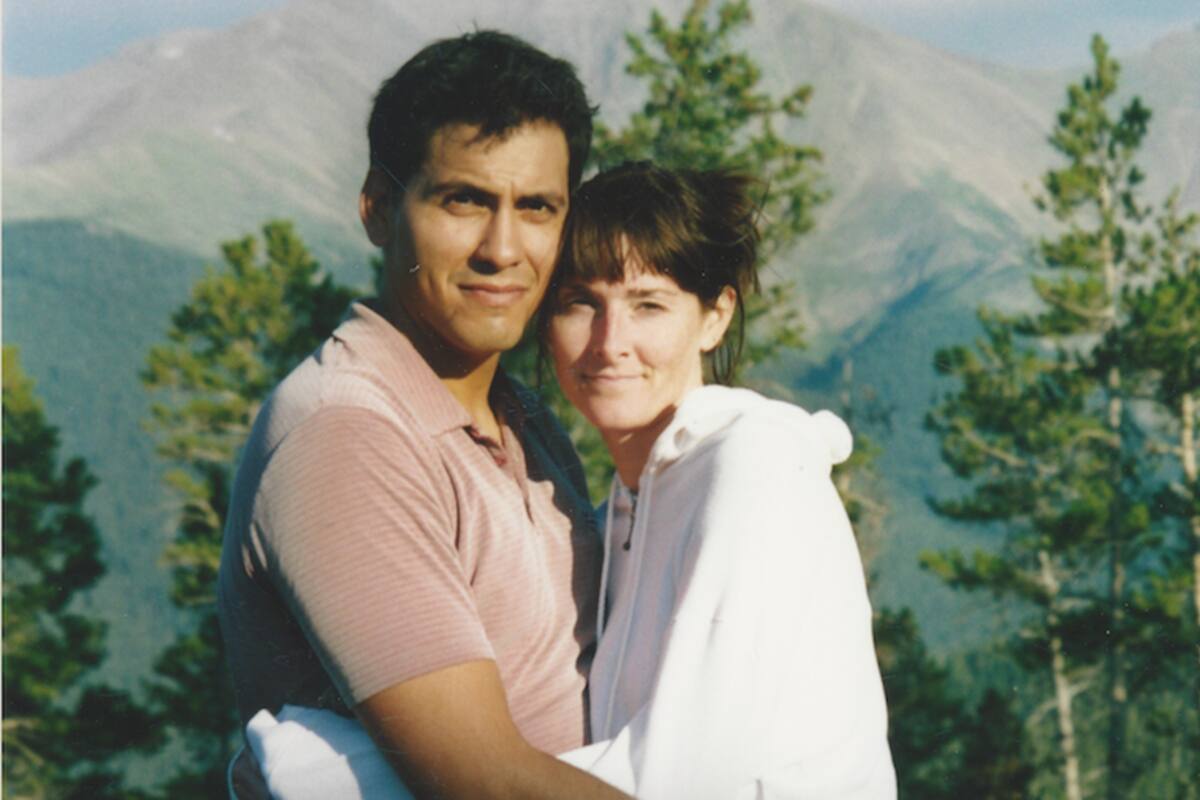 Ray Rivera, un recién casado de 32 años, murió en un misterioso episodio