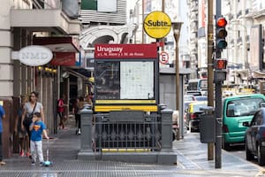 Reabre la estación Uruguay de la línea B