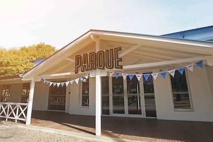 Reabrió tras tres años de inactividad el bar cervecero; un lugar gastronómico con casi cien años de historia