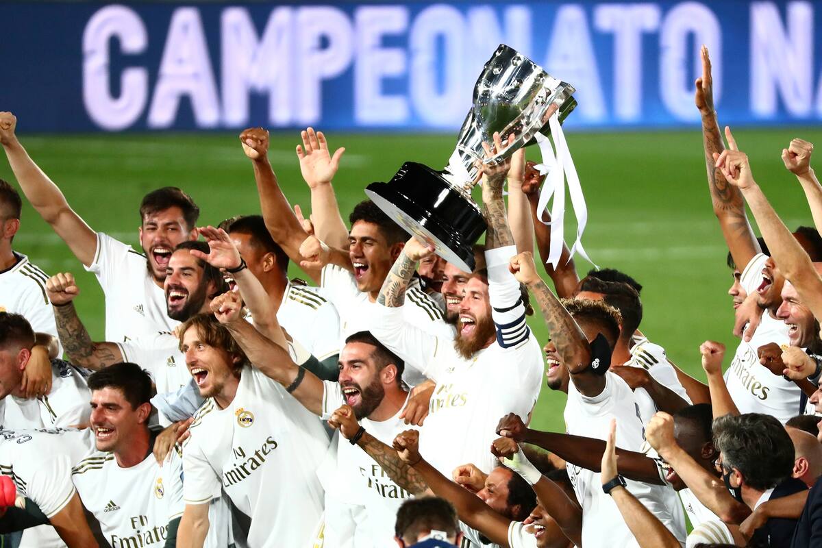 Real Madrid levantó la copa en "la liga del coronavirus", como la retrató Sergio Ramos, el capitán