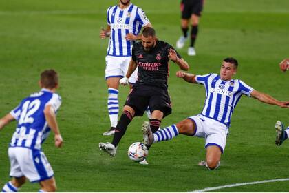Real Madrid no pudo frente a Real Sociedad. El último campeón igualó 0 a 0 en su presentación
