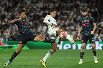 Real Madrid y Manchester City se enfrentaron por la ida de los cuartos de final de la Champions League (Photo by Pierre-Philippe MARCOU / AFP)