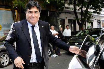 Reapareció Zannini: "¿Levanta más emoción la foto de Awada que la de Evita o Cristina"