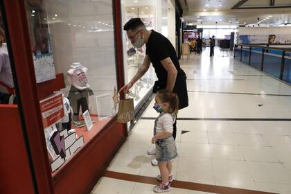 Reapertura de Shopping Abasto