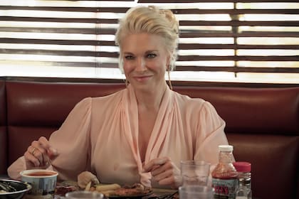 Rebecca (Hanna Waddingham), y la barbacoa estilo Kansas City forman un vínculo inesperado en los nuevos episodios de la serie de Apple TV