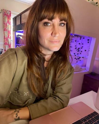 Rebecca Woolf es una conocida escritora y contó en las redes una particular anécdota con su hijo