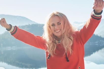 Rebel Wilson, feliz de su gran transformación