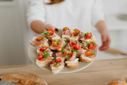 Receta de canapés navideños para comer antes del plato principal