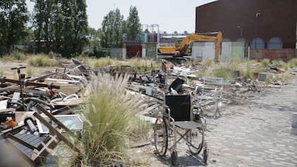 Rechazan en Colegiales la construcción de locales en una futura plaza ubicada frente al Mercado de pulgas
